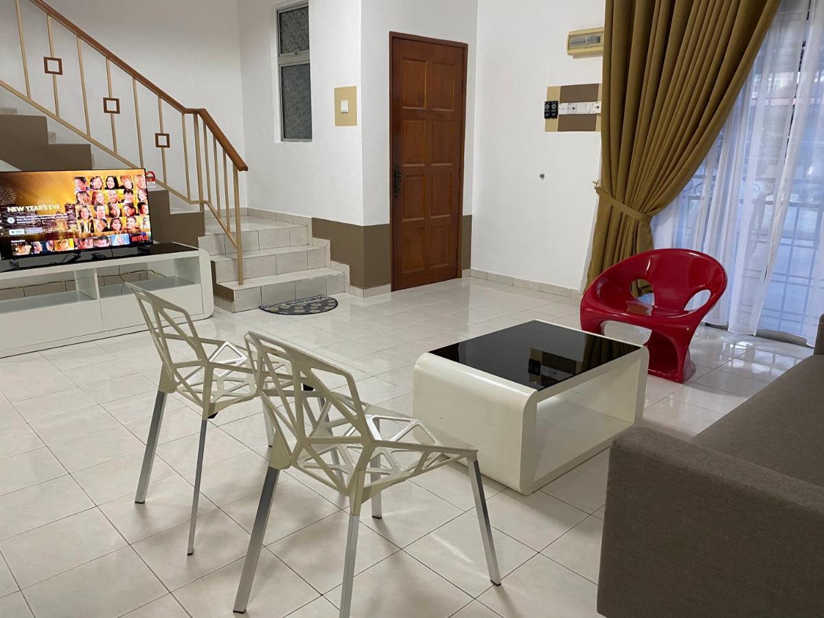 Comfy Sutera Seberang Jaya Βίλα Kampong Belah Dua Εξωτερικό φωτογραφία